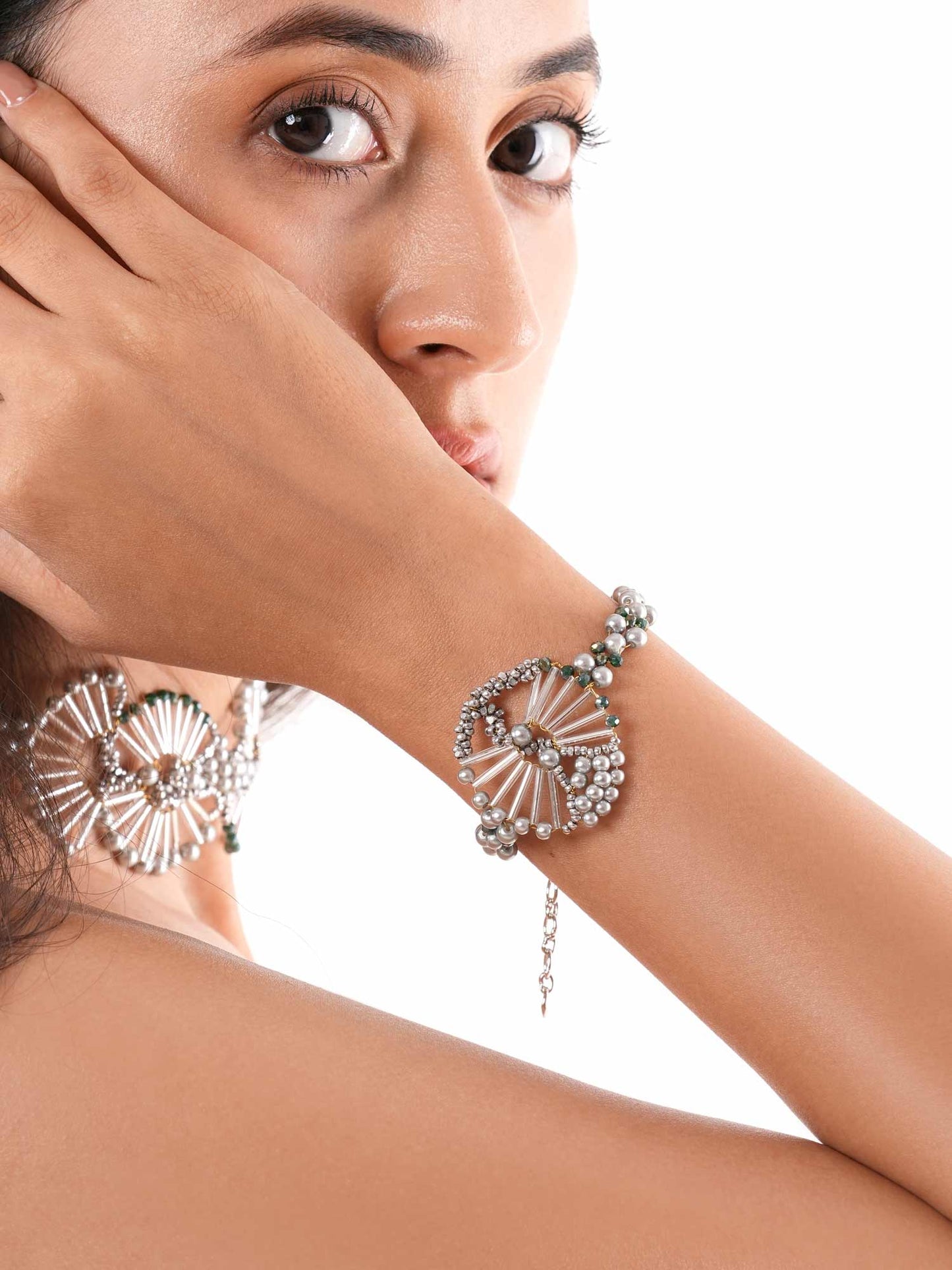 Wisteria Bracelet Grey