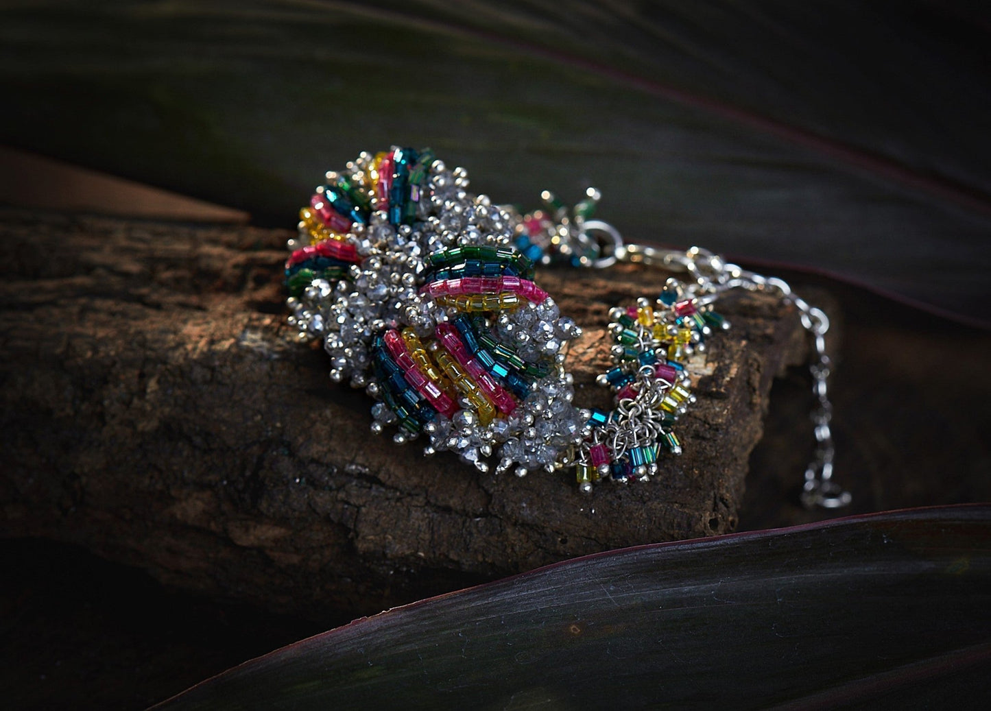 HIBISCUS RAINBOW BRACELET - House of Doro