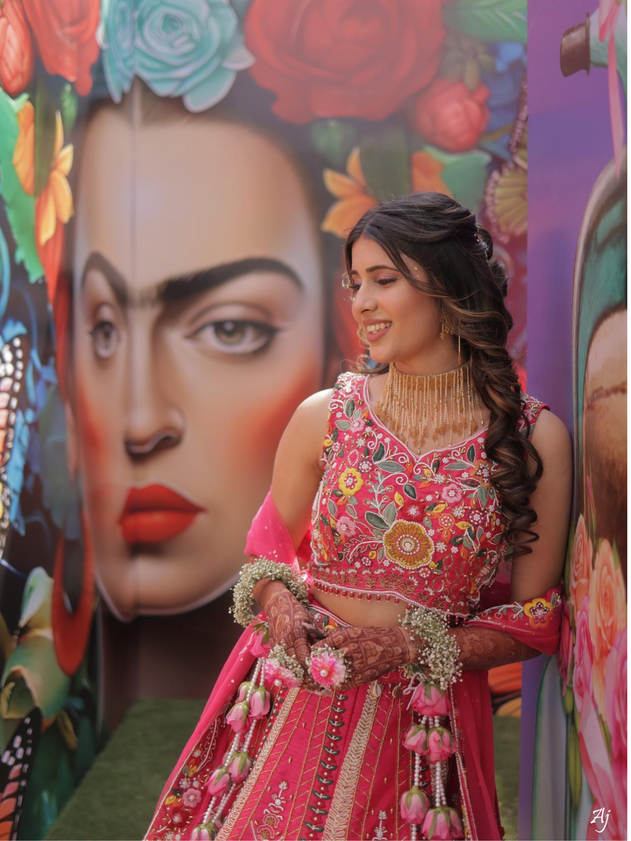 Janvi Customised Golden Tassel Carnival Choker Set