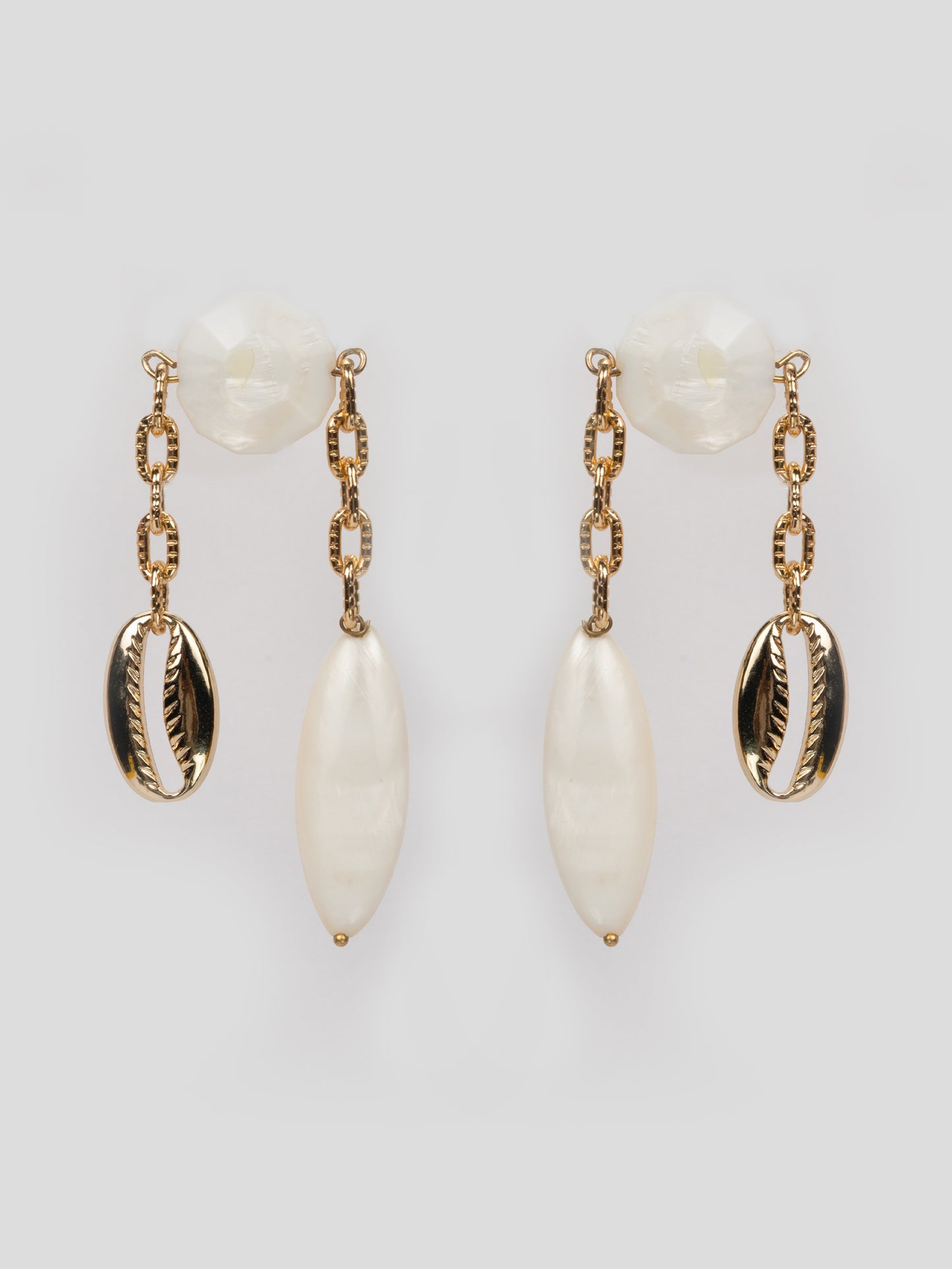 Pearlescent Radiance Earrings