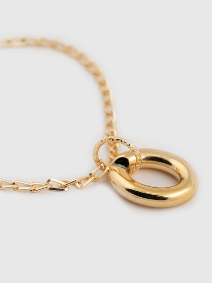 Silent Sparkle Necklace