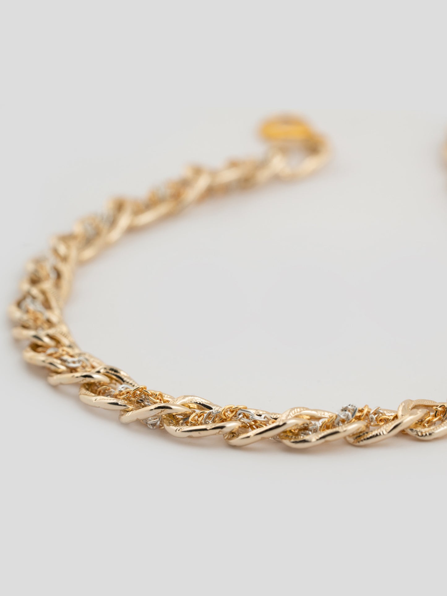 Urban Shimmer Necklace