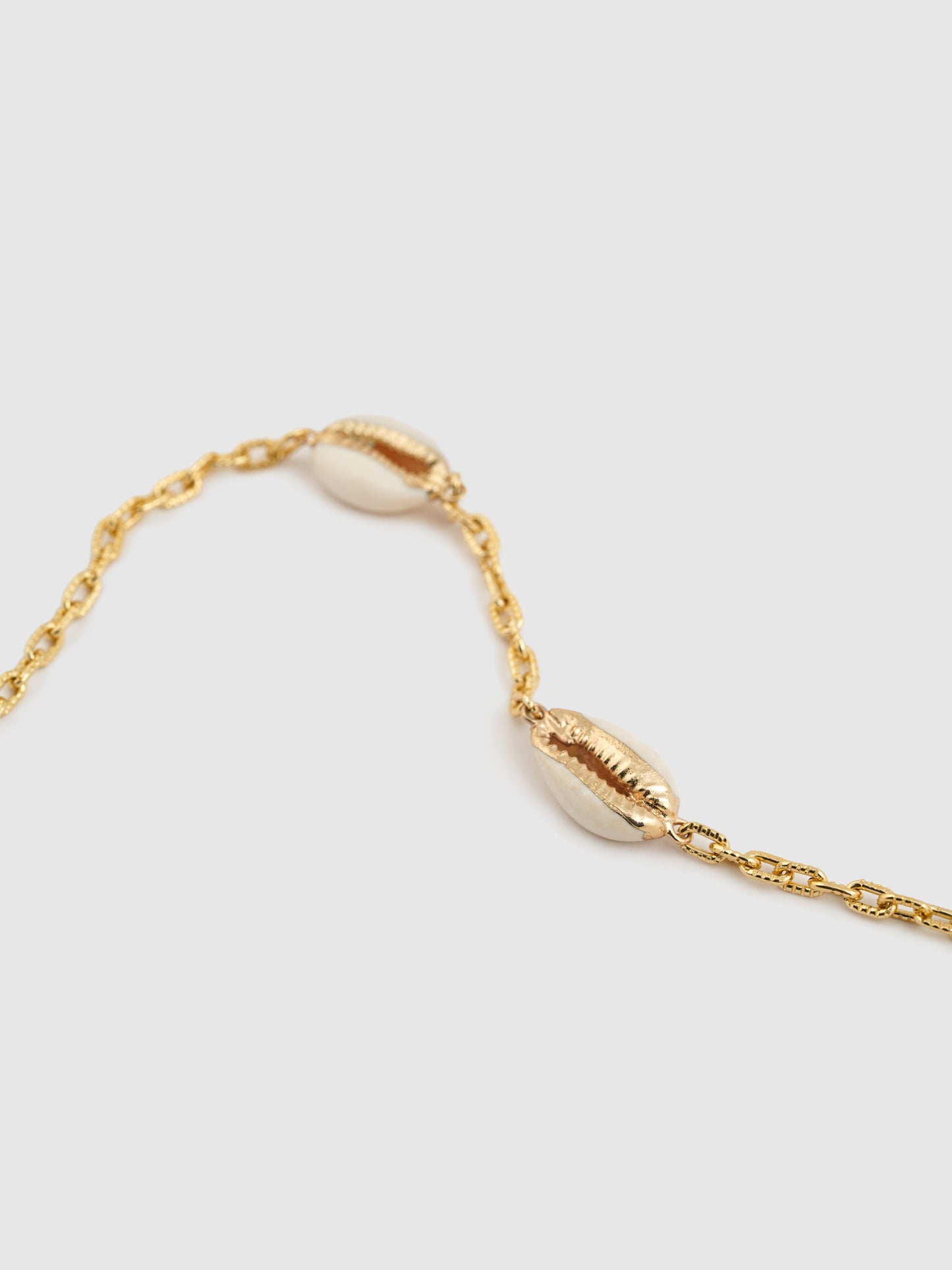 Subtle Gleam Necklace