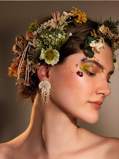 LORVANA WHITE STUDS - House of Doro