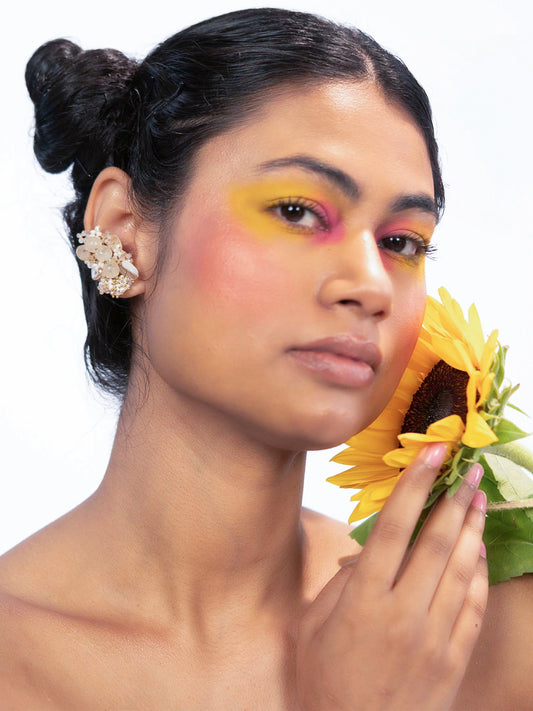 Ivoryf Loradale Studs