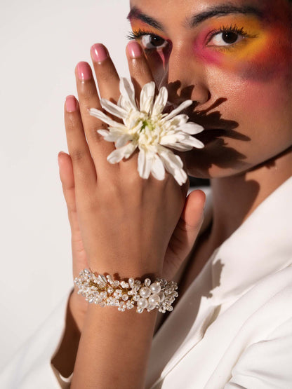 Peony Bloom White Bracelet