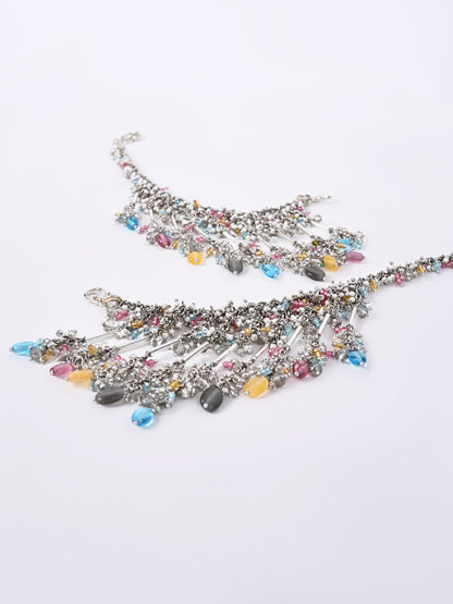 Silver Toned Mini Kaleera With Pearls In The Hangings In Silver Chain