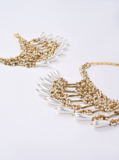 Traditional Mini Kaleera With Hangings In Golden Chain & Beads
