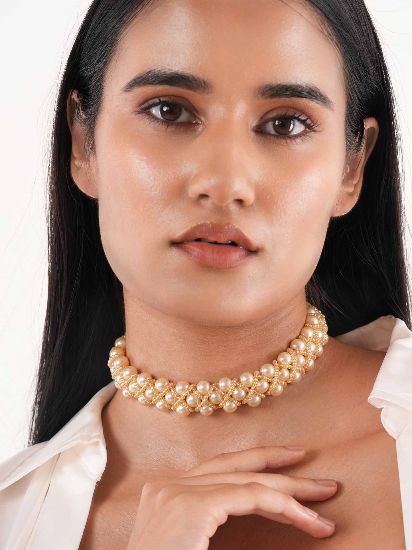 Helmi Choker  Peach