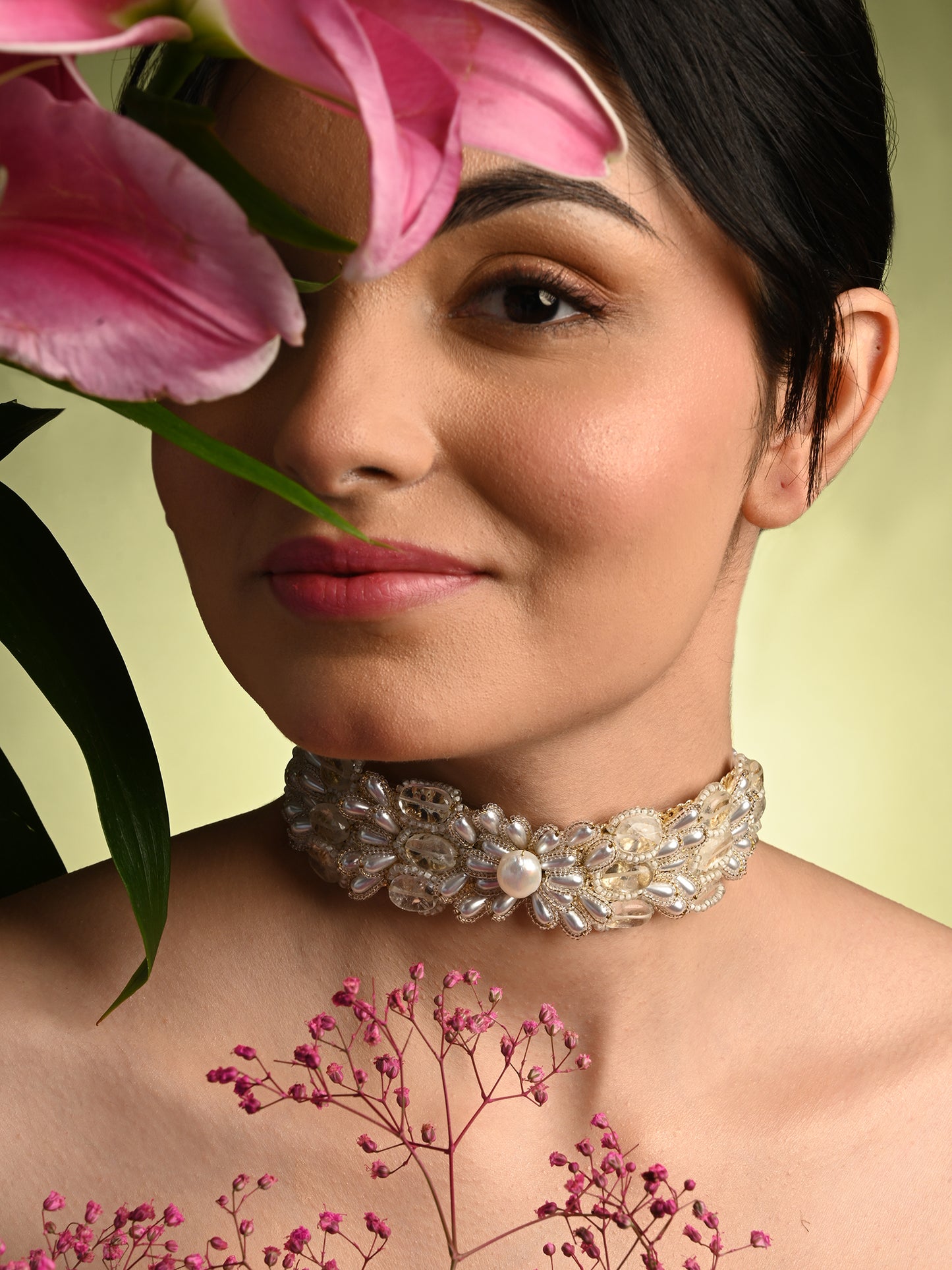 White Pearl And Stone Butterfly Choker Engagement Trendy Jewelry