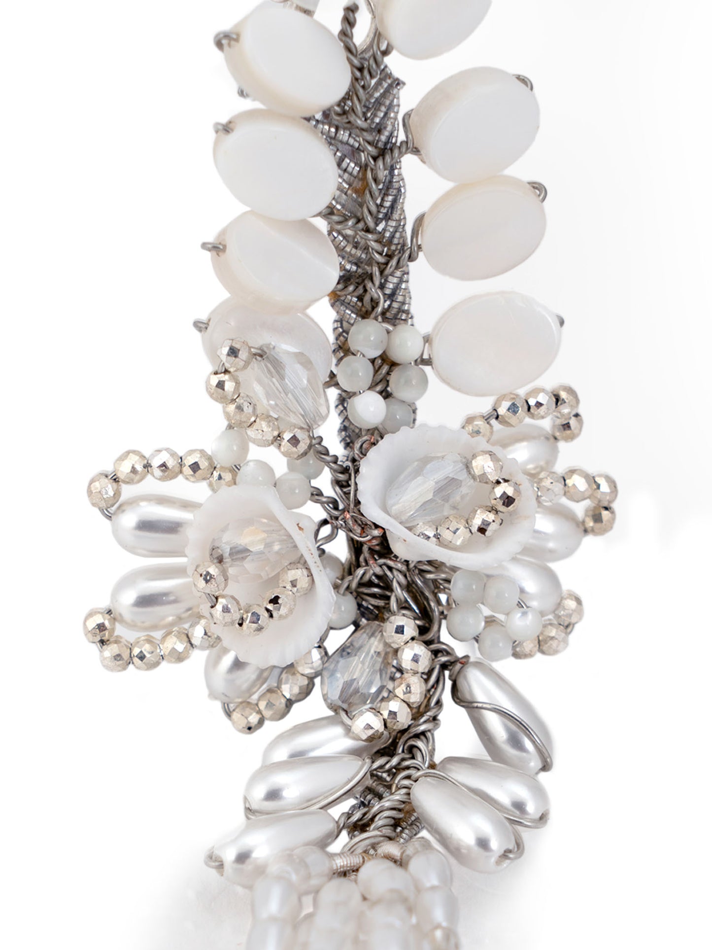 Walhelivor White Bracelet