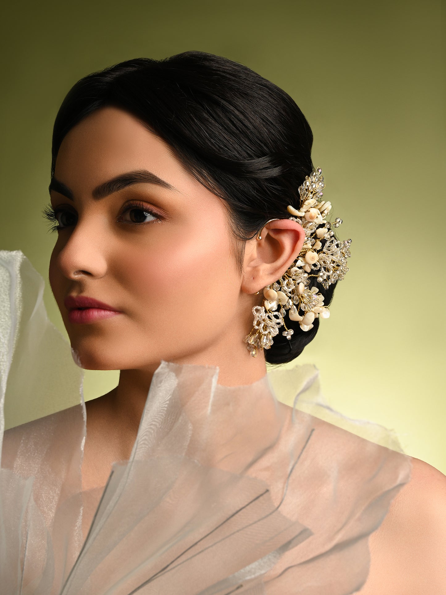 Crystal Ivory Shell Beach Party Earcuff