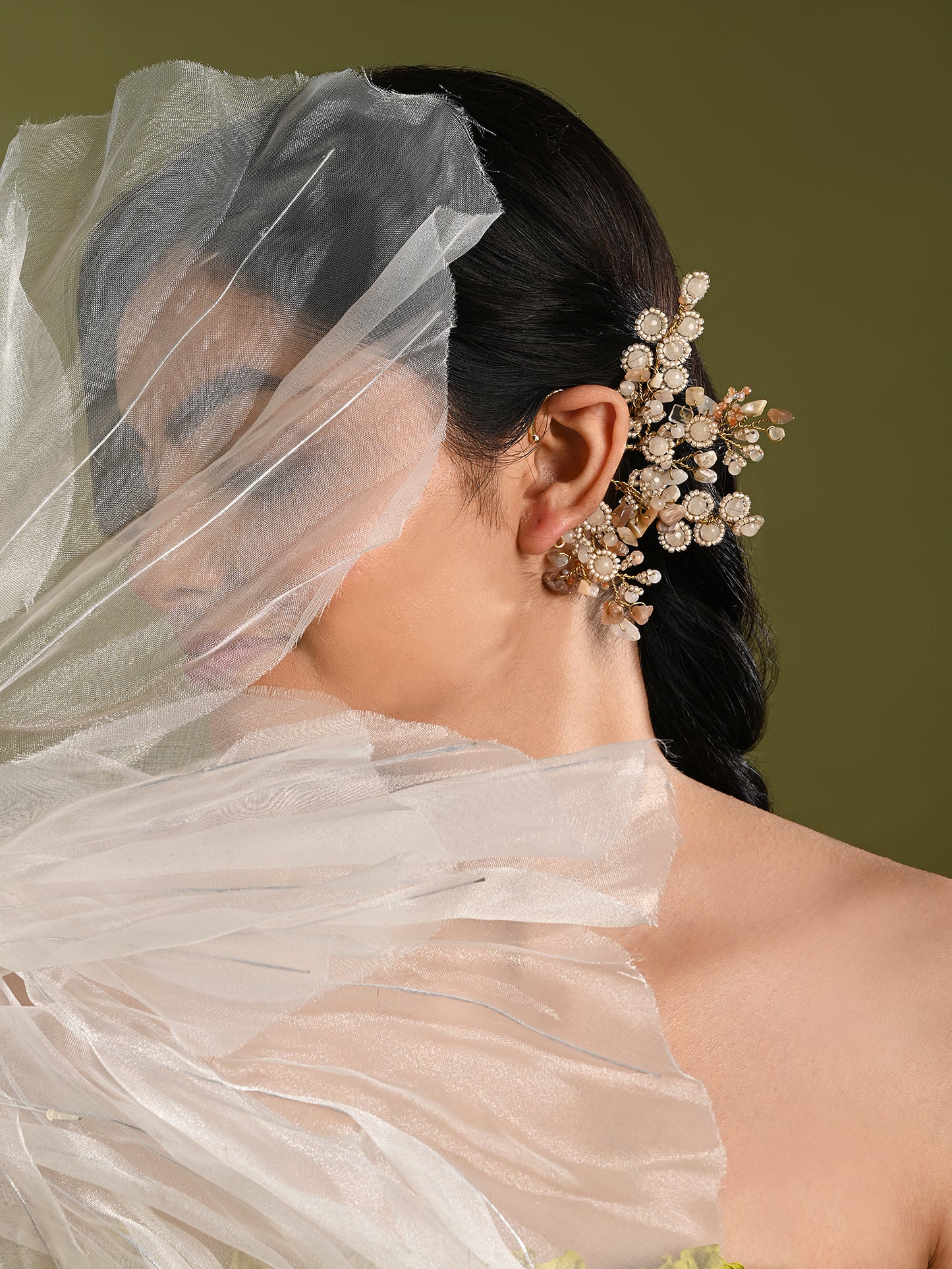 Gold Plated Beige Gold Earcuff For All Women