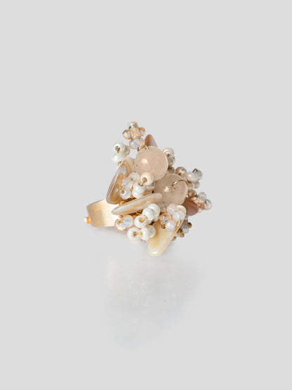 Magnolia Finger Ring