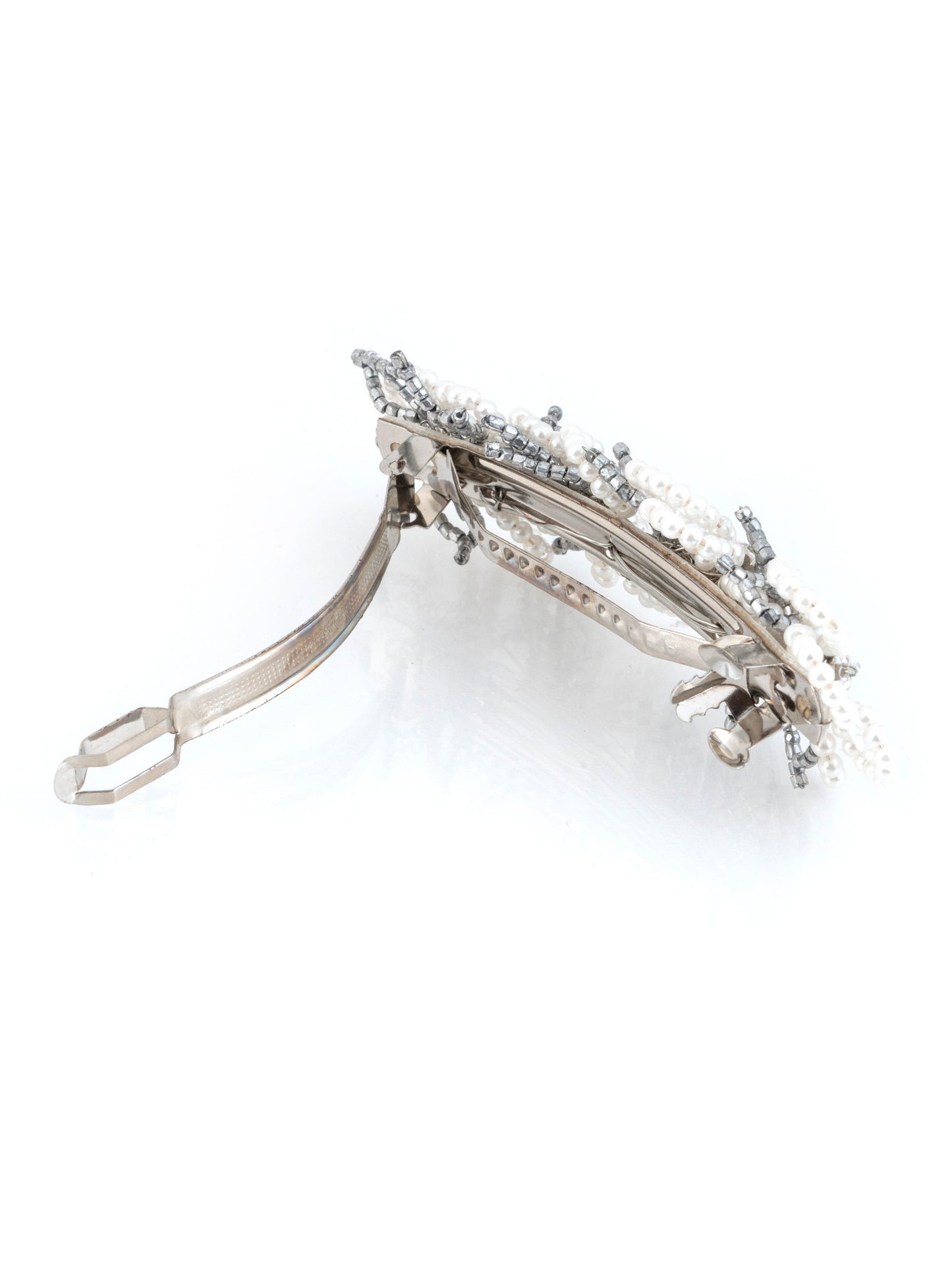 Pearl Veil Hair Clip