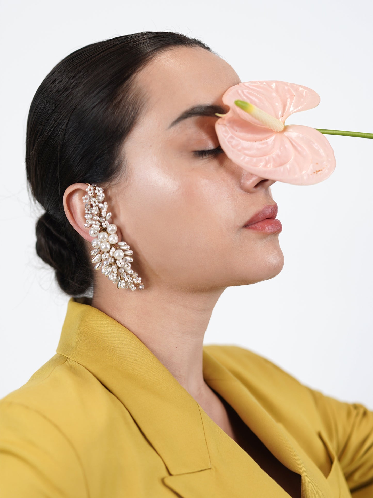 Echinacea White Earrings