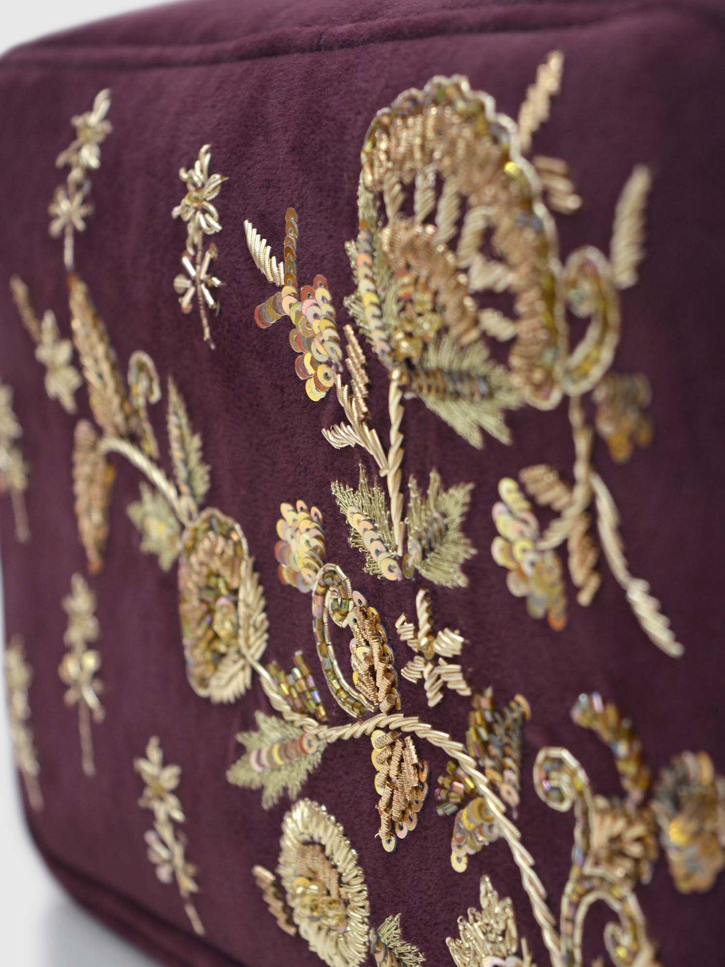 Wine jewel nest organiser