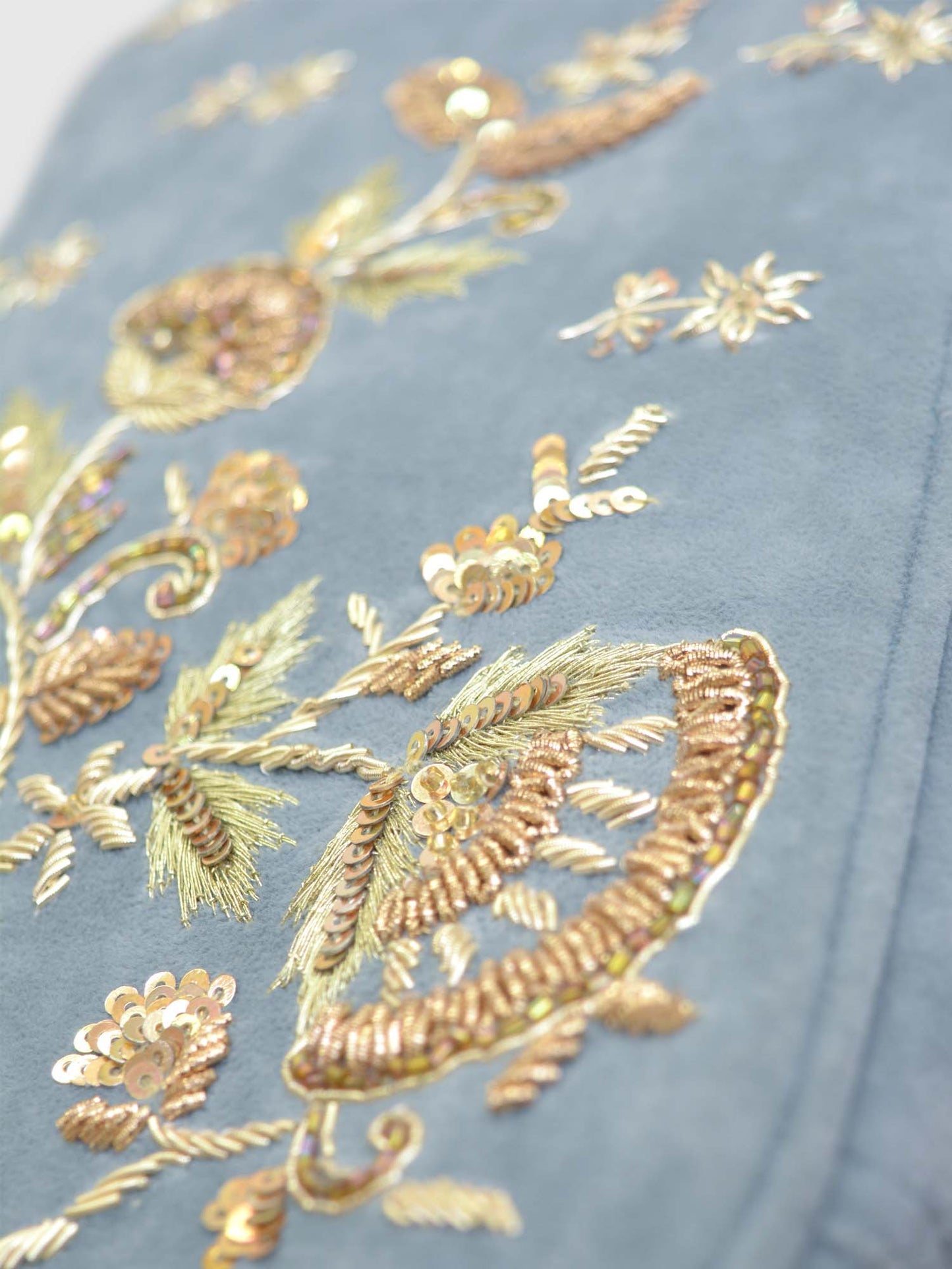 Grey jewel nest organiser