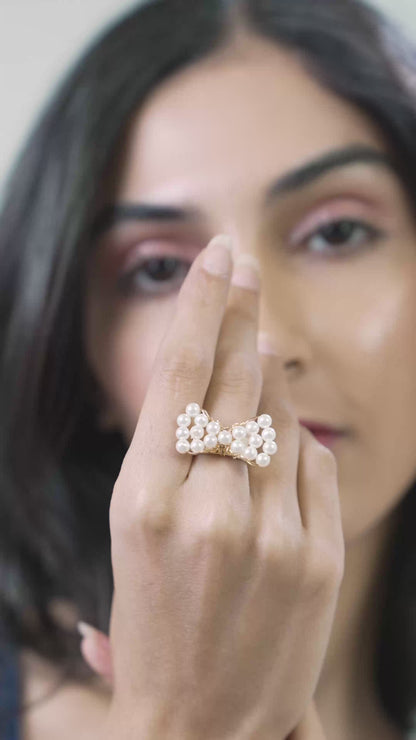 Bowtiful Ring