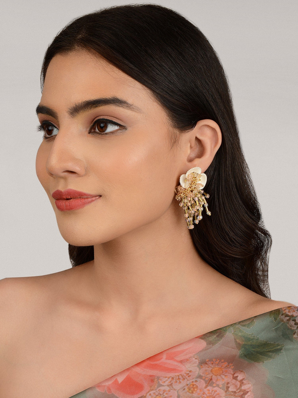 BEGONIA SHELL STUDS - House of Doro