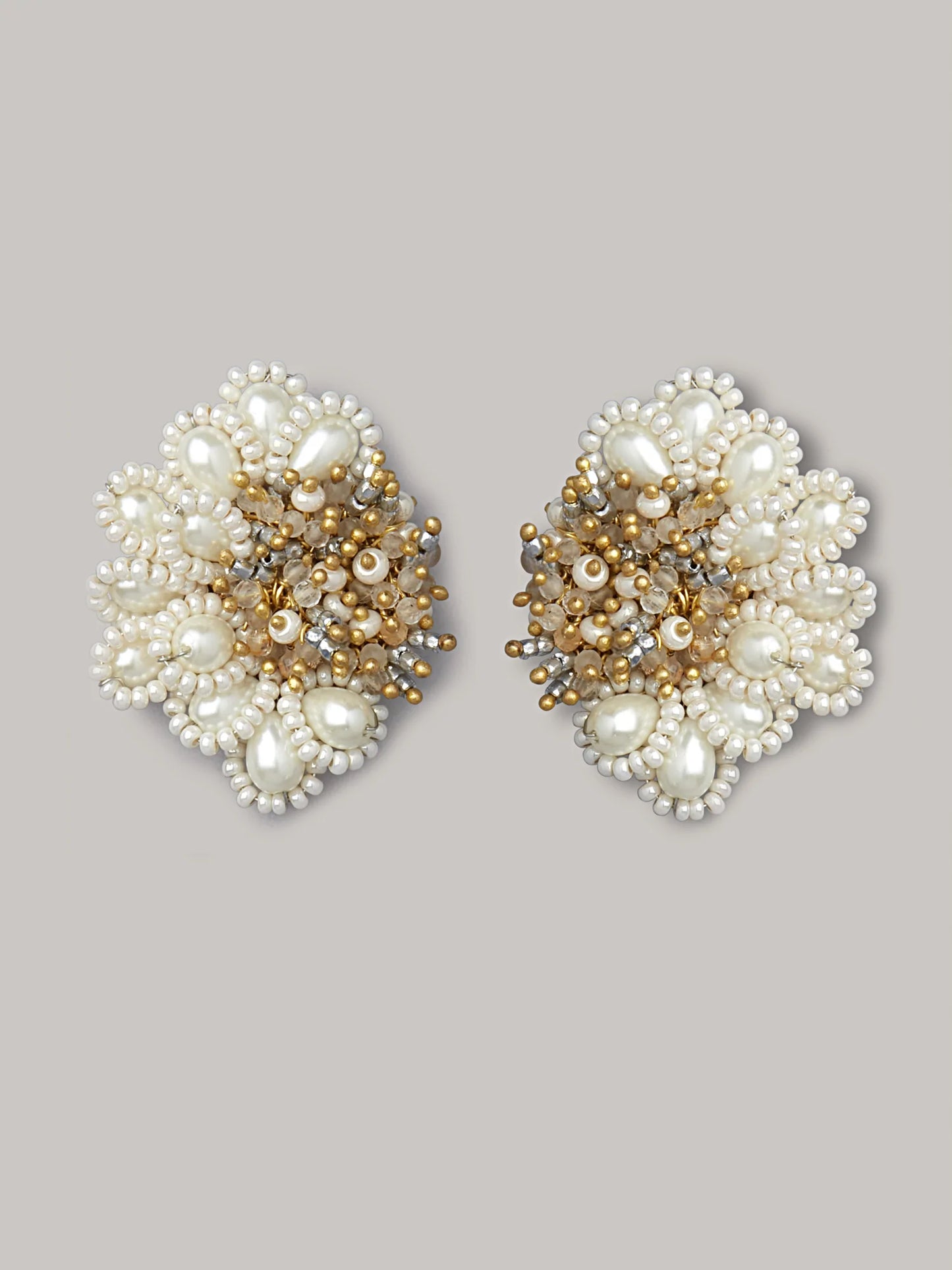 NADIRA WHITE STUDS - House of Doro