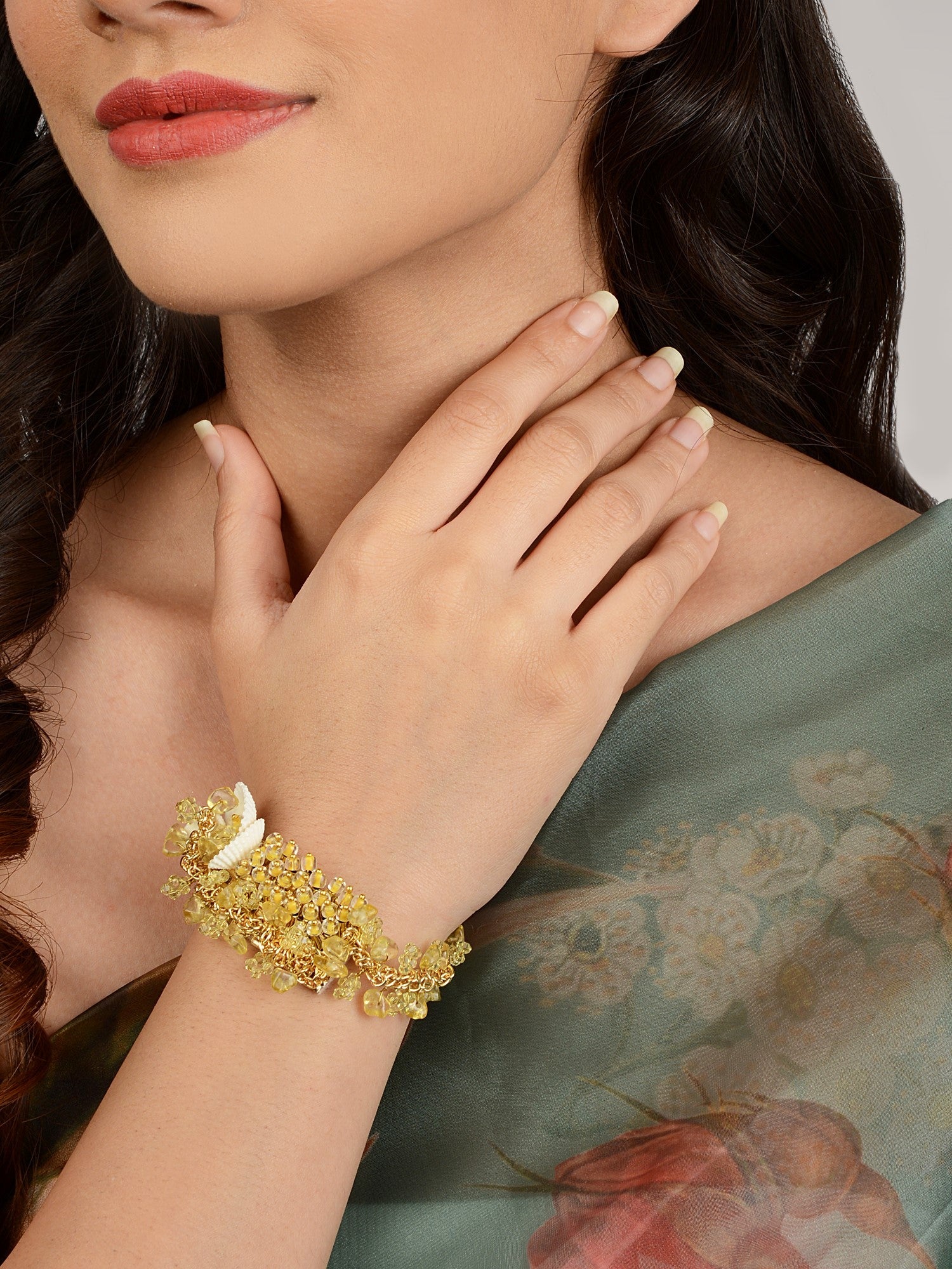 CLIVIA BEIGE BRACELET - House of Doro