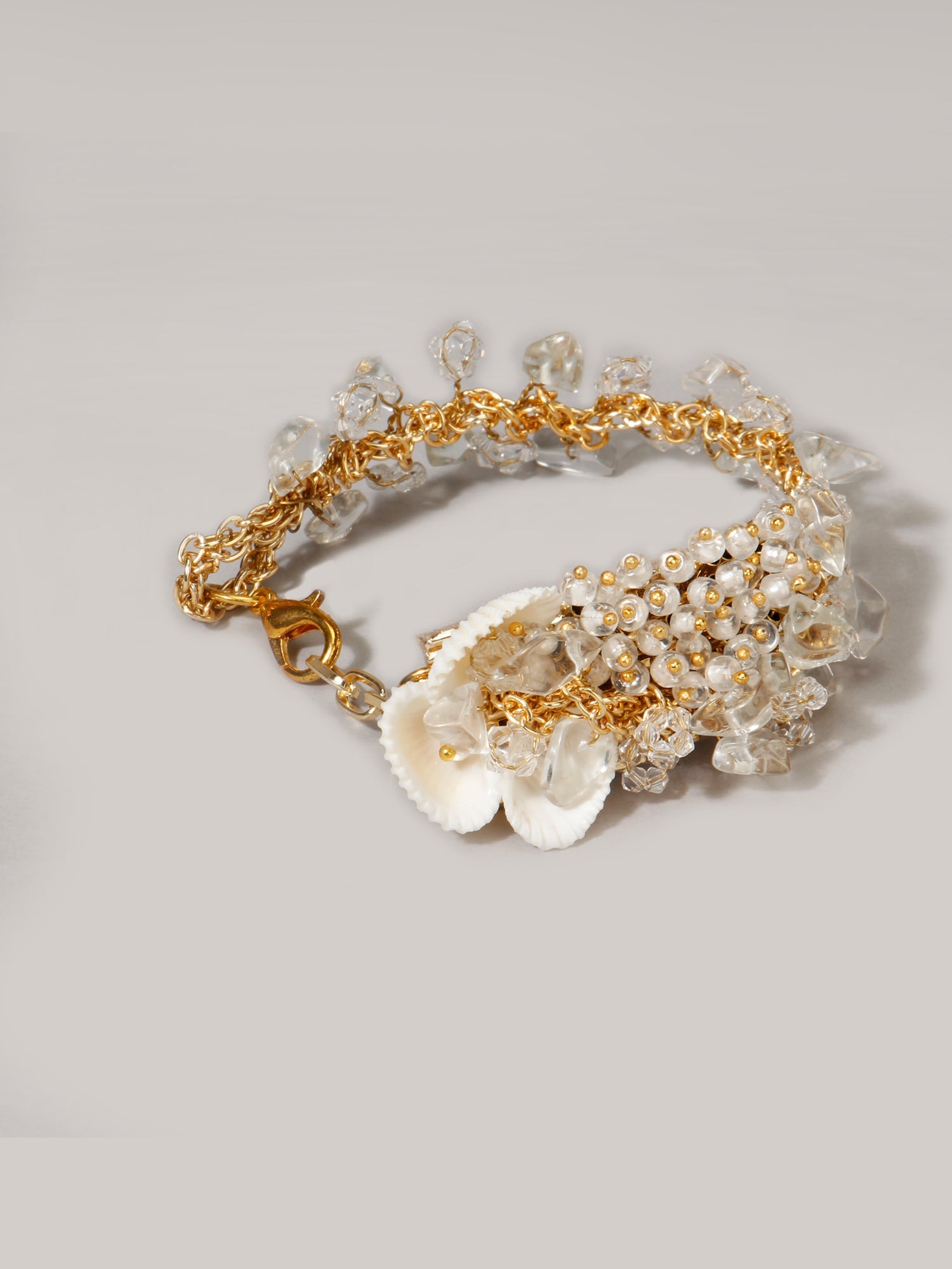 OLEANDER SHELL BRACELET - House of D’oro