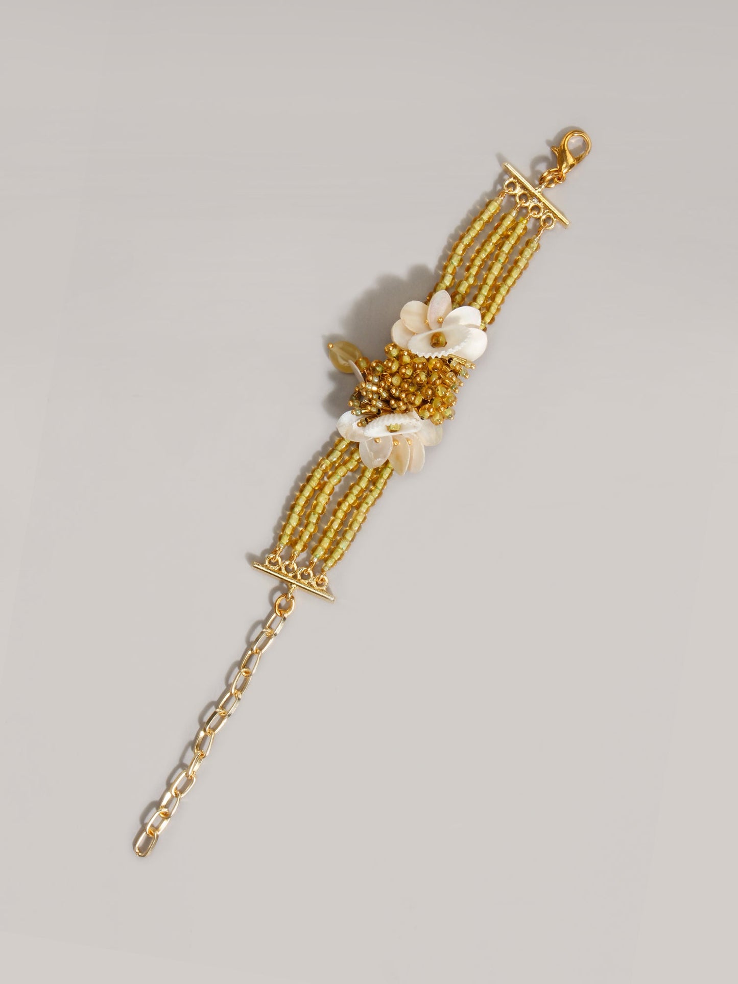 SAMPAGUITA SHELL BRACELET - House of Doro