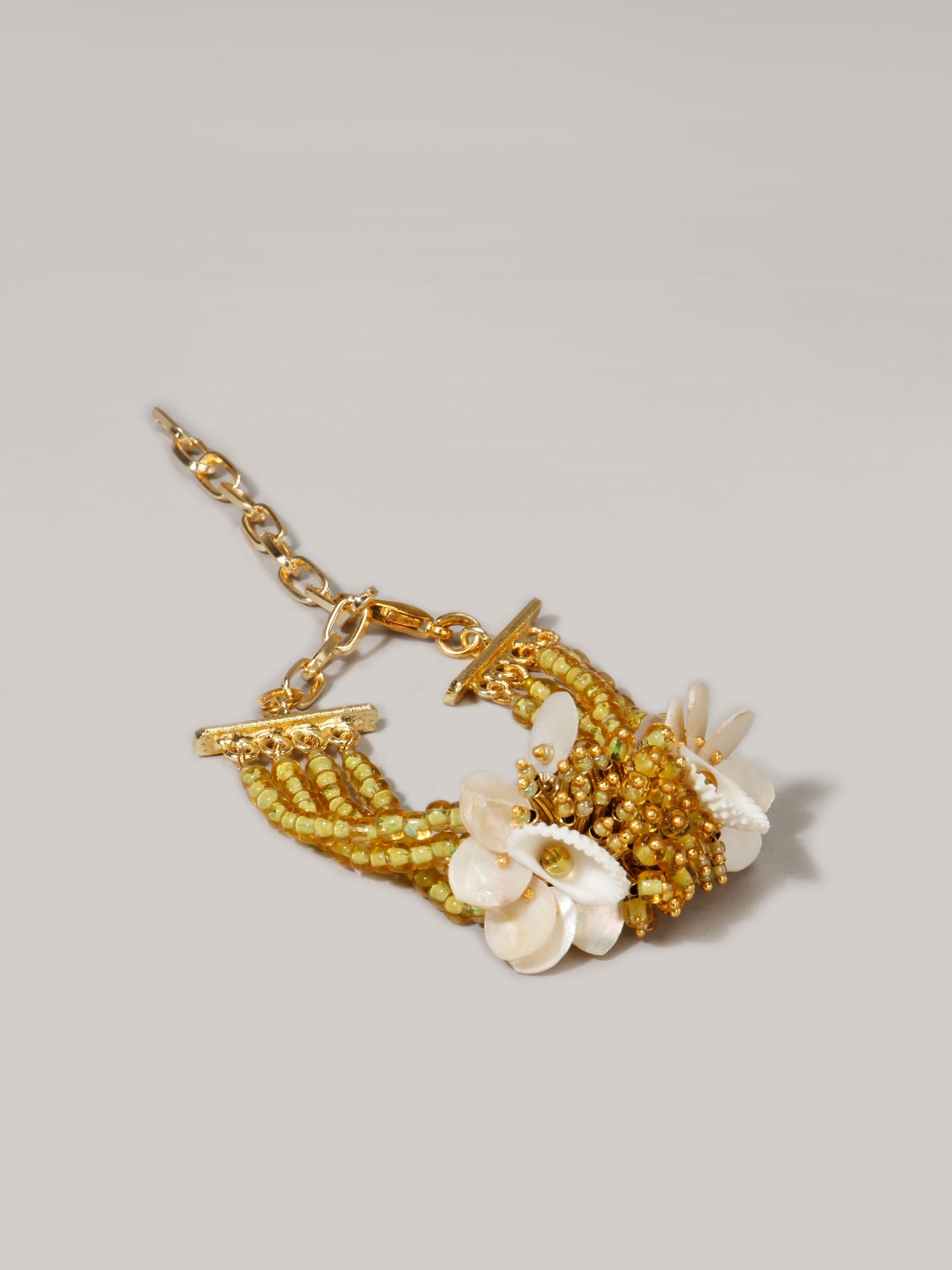 SAMPAGUITA SHELL BRACELET - House of Doro