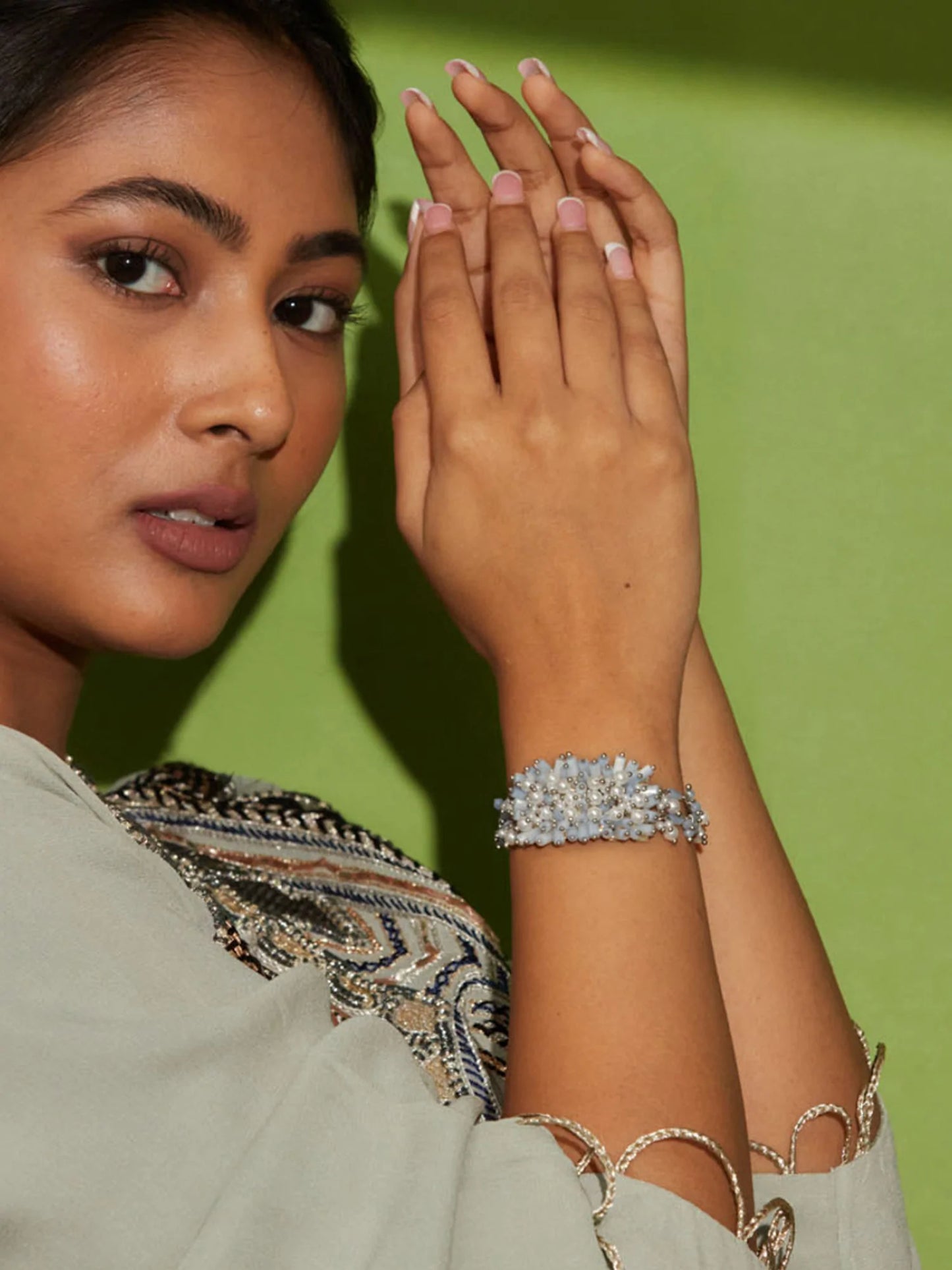 AYUSHA BLUE BRACELET - House of Doro