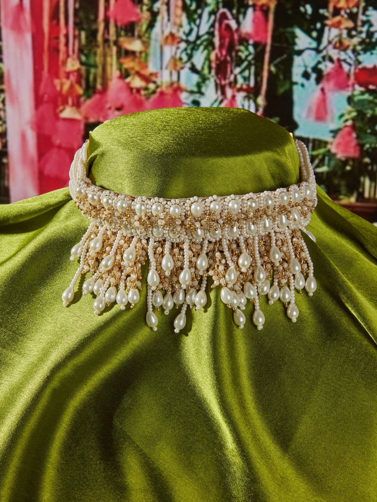 ADANIKA WHITE CHOKER - House of Doro