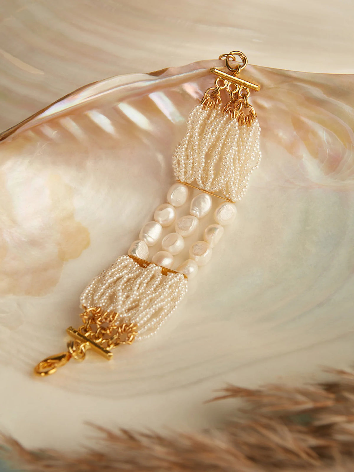SYREENE WHITE BRACELET - House of D’oro