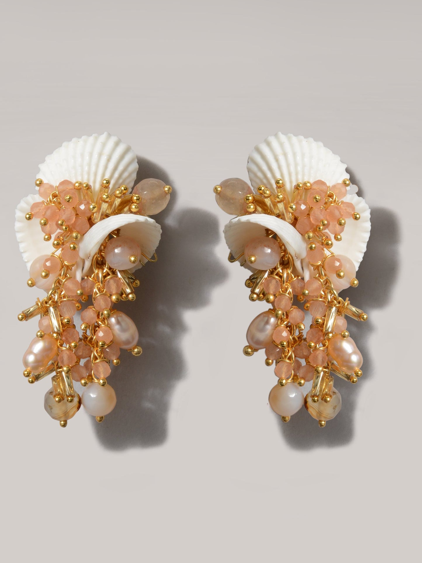 SUMAC SHELL STUDS - House of Doro