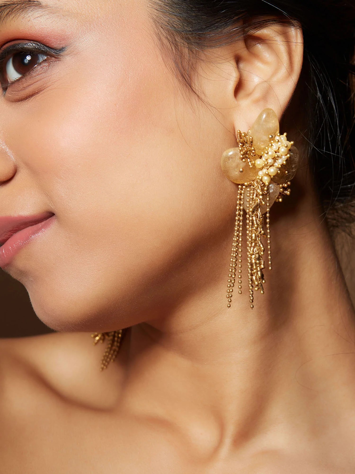 MARGEA DROP STUDS - House of Doro