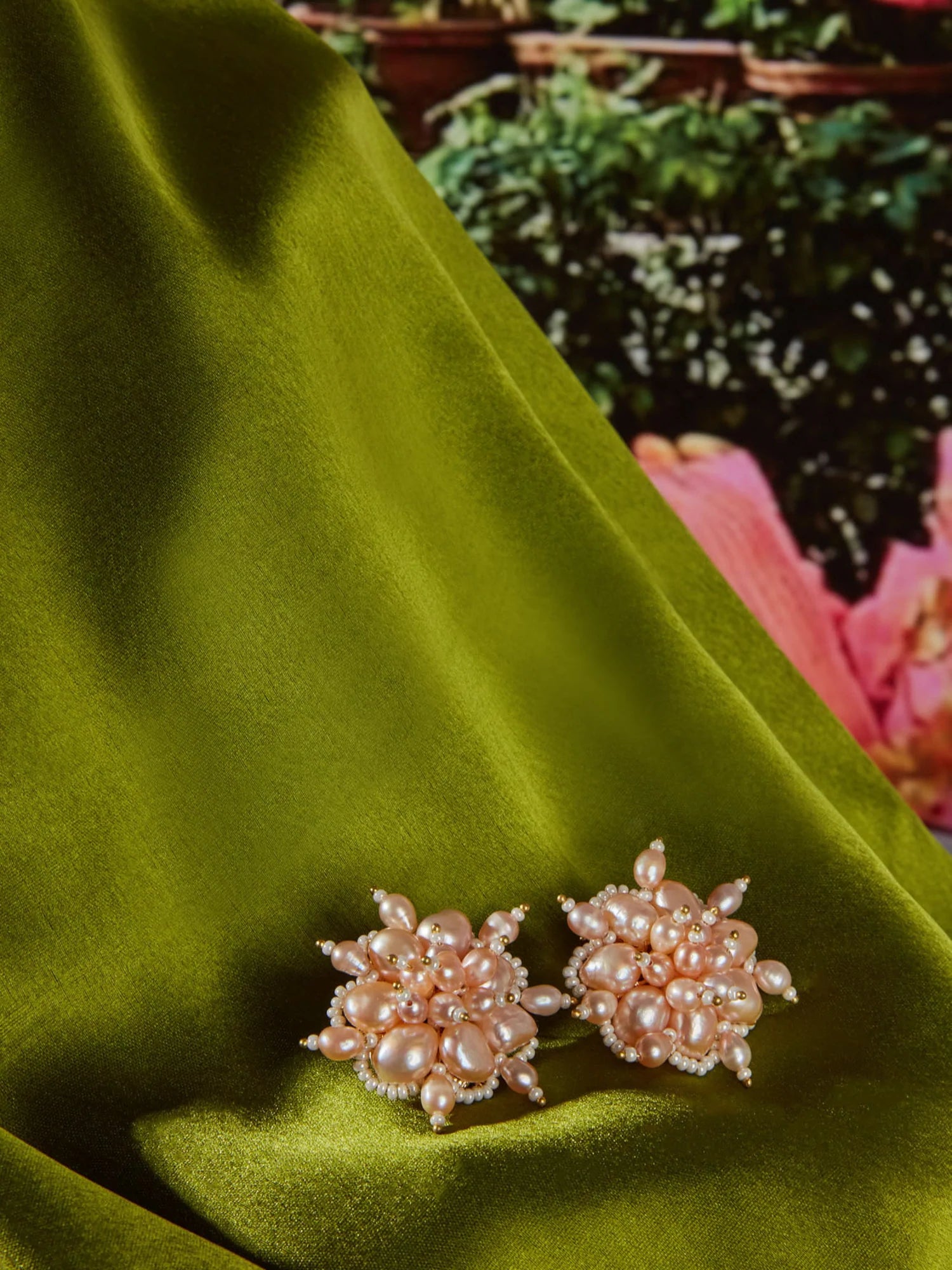 GANAVI PEACH STUDS - House of Doro