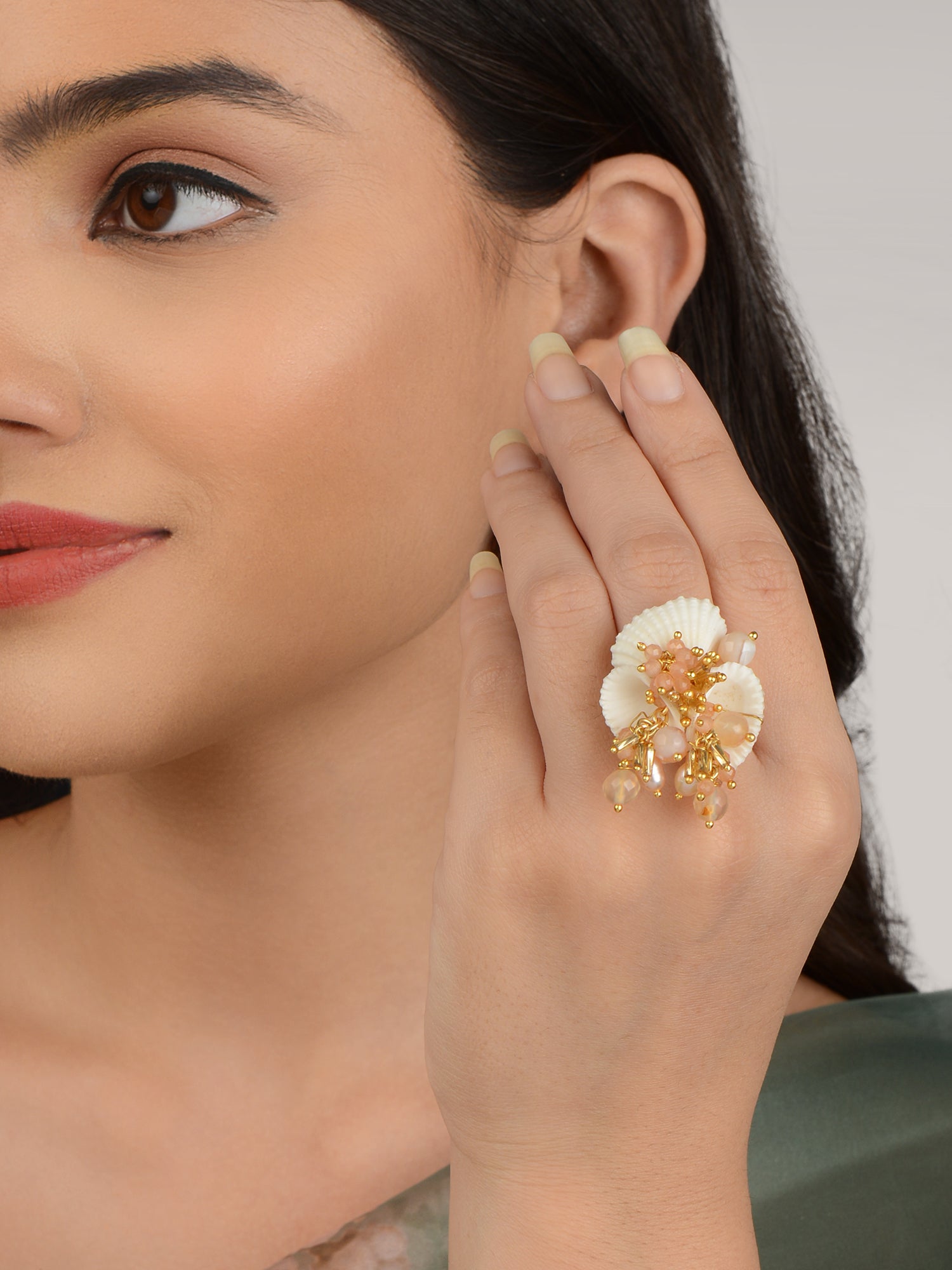 MIMOSA SHELL RING - House of D’oro