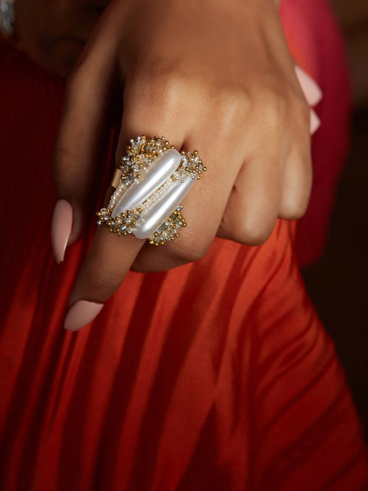 WHITELANE PEARL RING - House of Doro