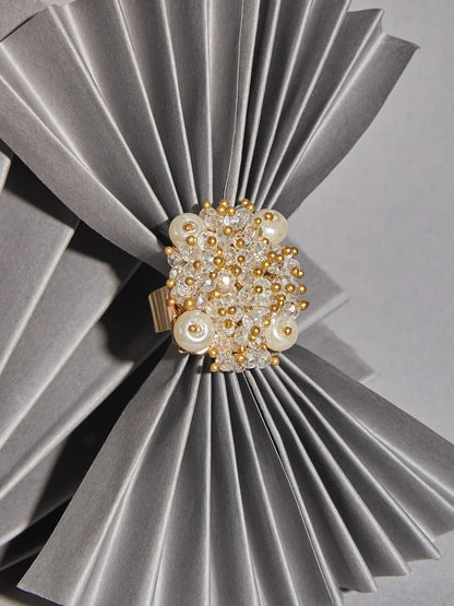 SOLSTICE WHITE RING - House of Doro