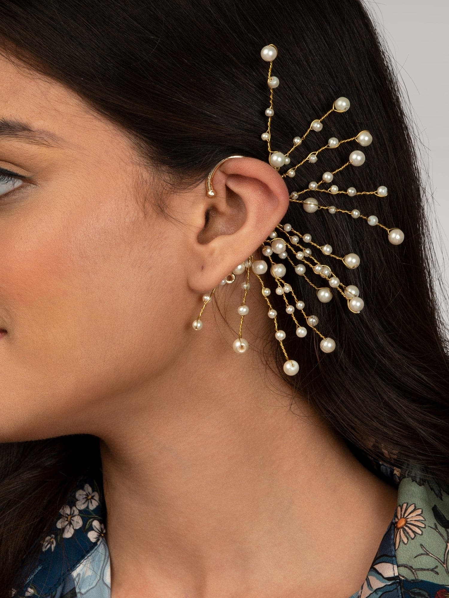 AECHMEA PEARL EARCUFF - House of D’oro