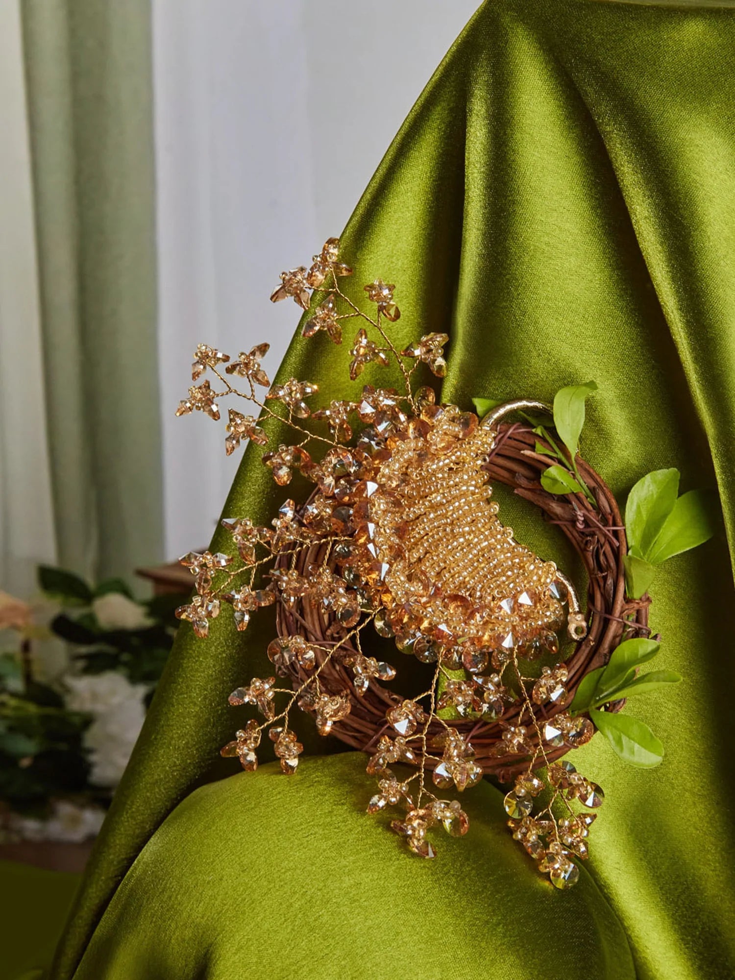 Estrid Beige Earcuff