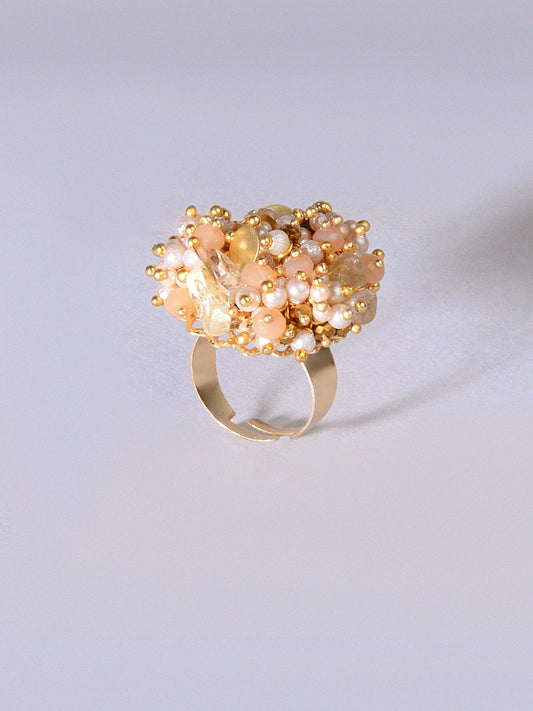 PETALS TOUCH FINGER RING - House of Doro