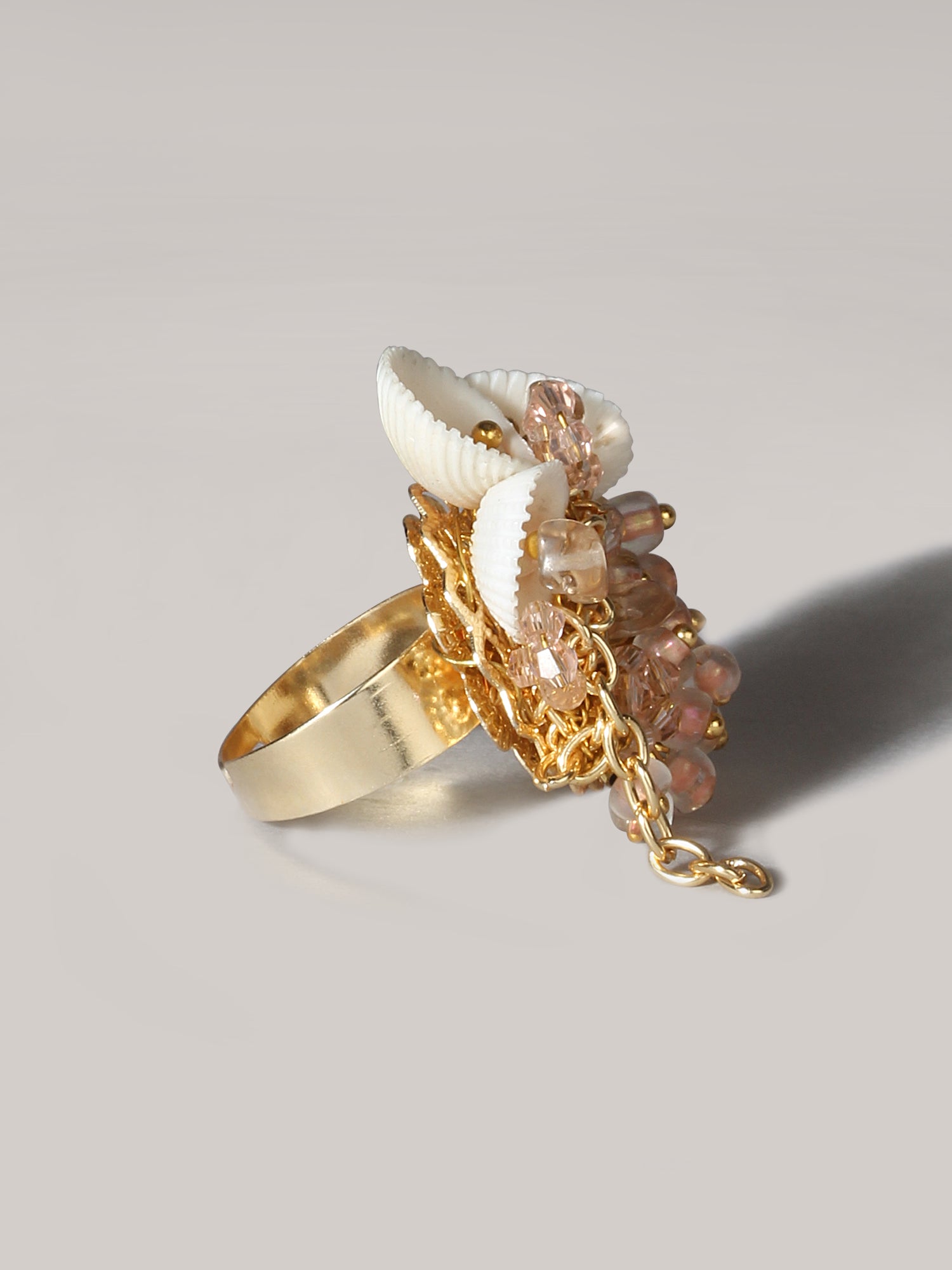 BEGONIA PEACH SHELL RING - House of D’oro