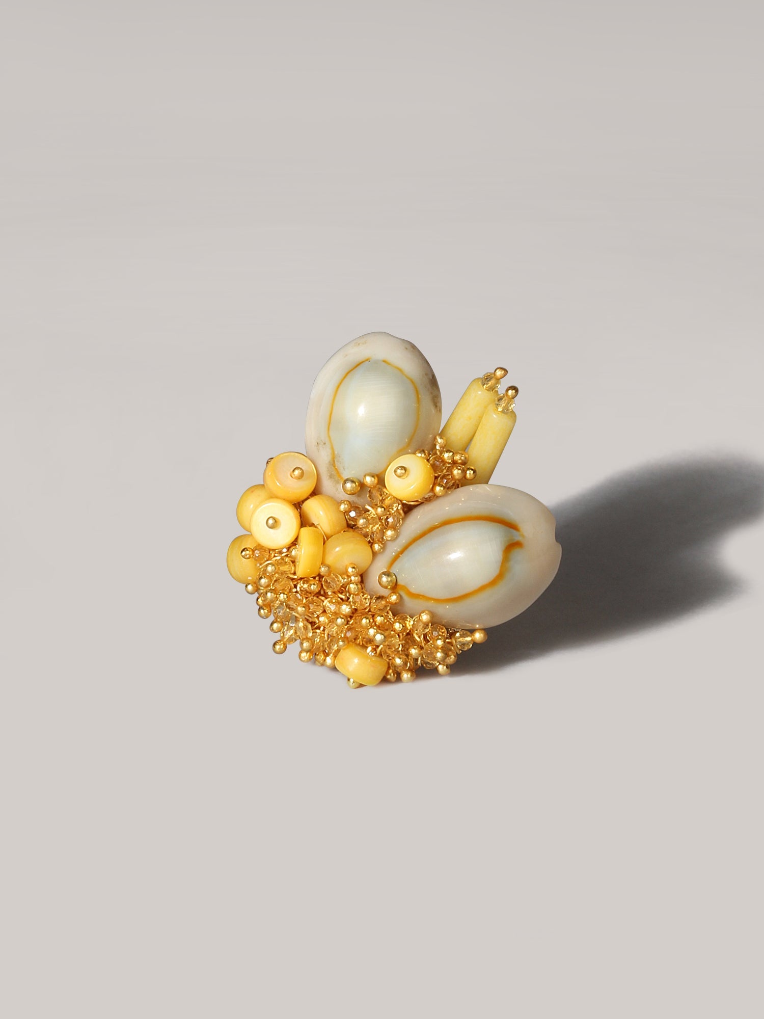 KAHILI SHELL RING - House of Doro