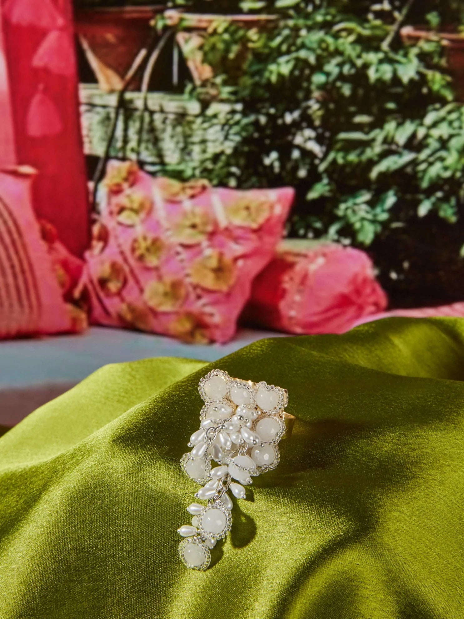 KEIRA WHITE RING - House of Doro