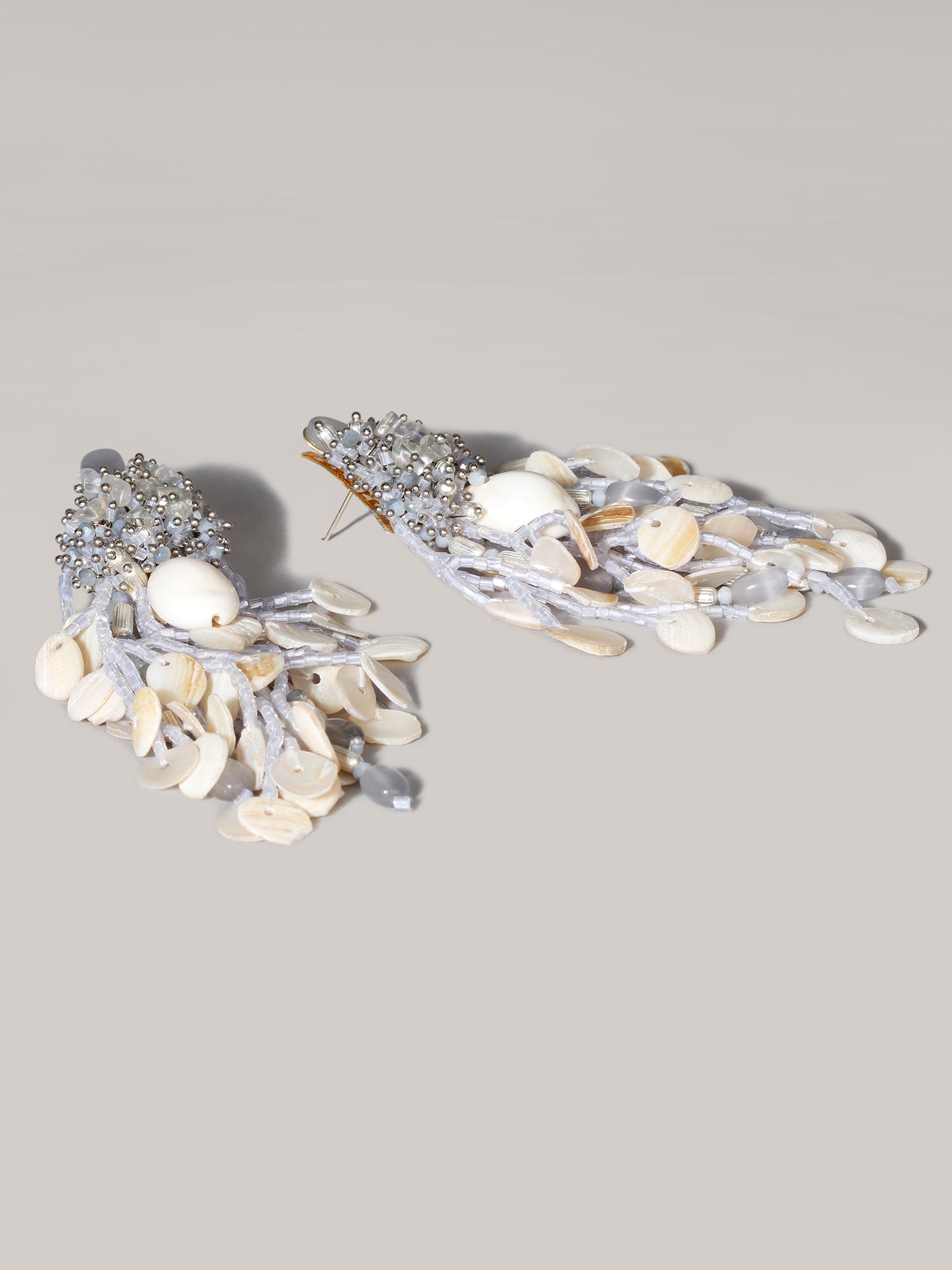 HEATHER CLUSTER DANGLINGS - House of D’oro