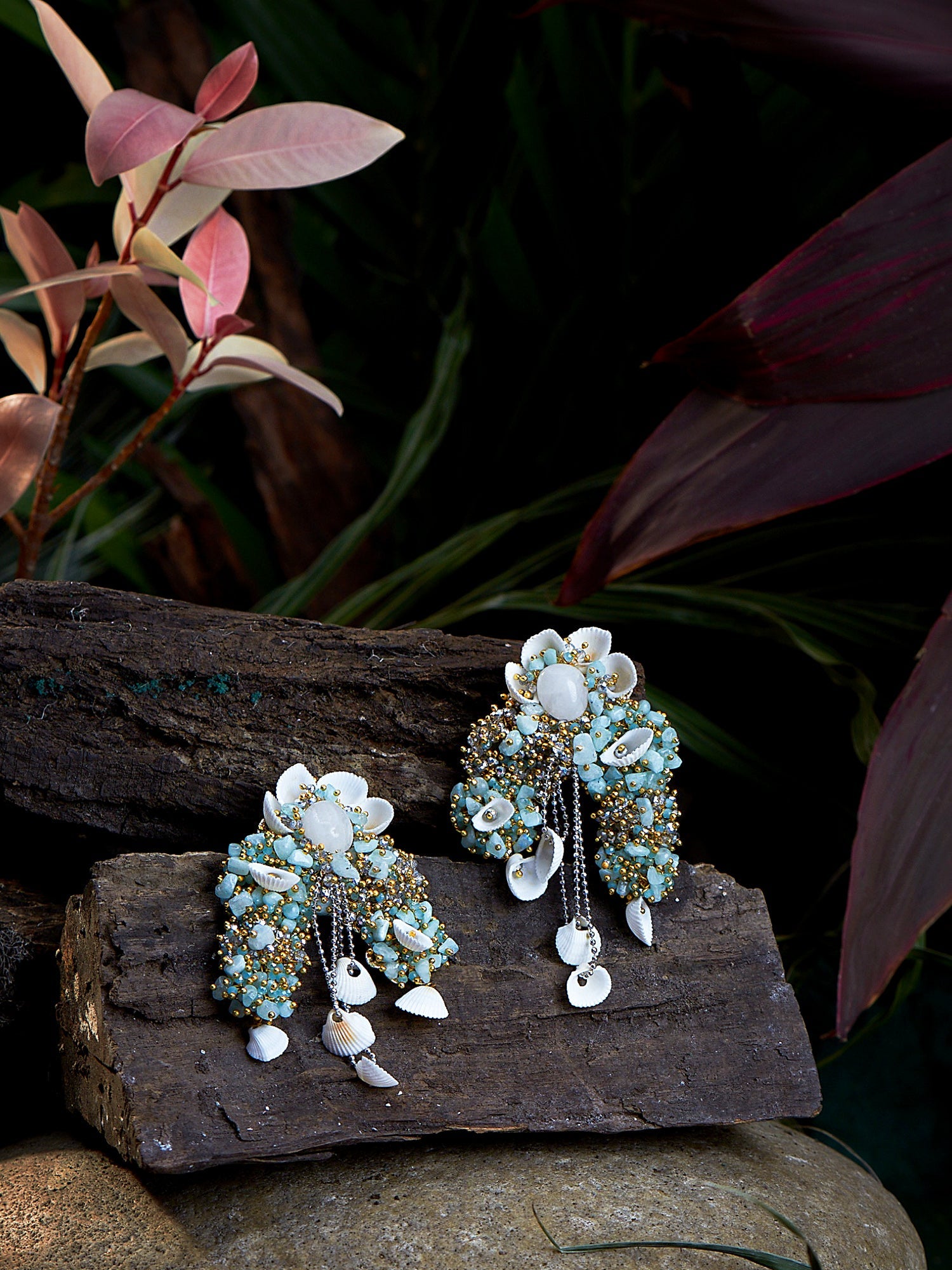 STARGATE SHELL EARRINGS - House of Doro